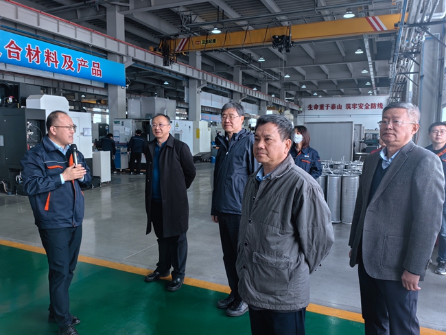 中國(guó)有研外部董事到有研復(fù)材調(diào)研