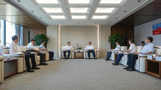 中國(guó)有研黨委書記、董事長(zhǎng)趙曉晨拜訪中國(guó)誠通黨委書記、董事長(zhǎng)奚正平